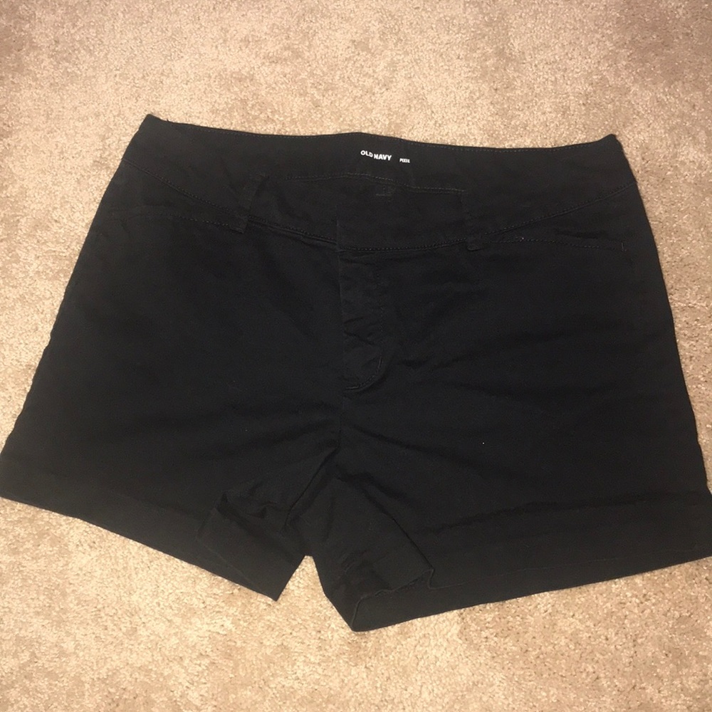 Black old navy shorts